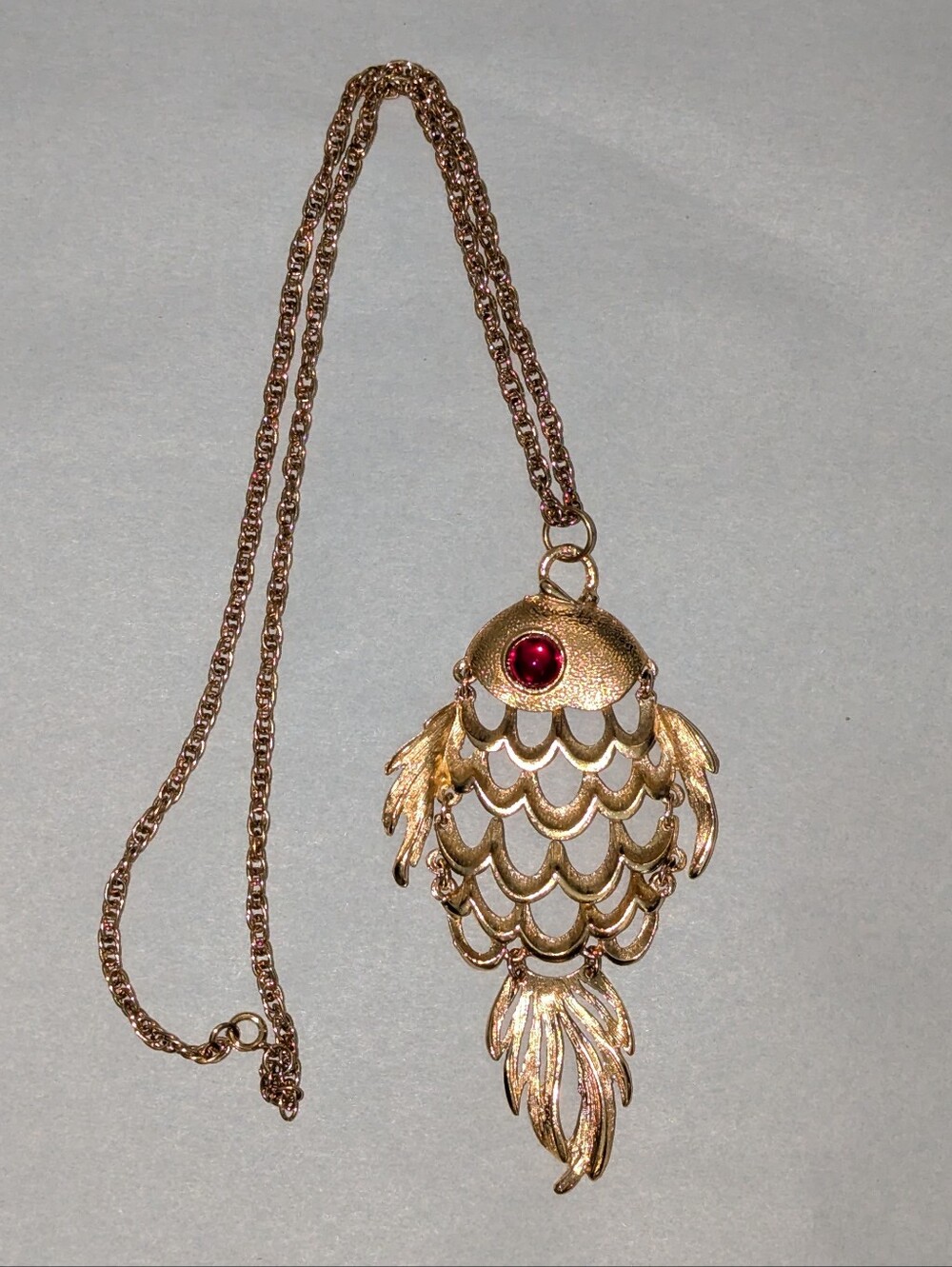 Source Unknown Gold-Tone Fish Pendant Necklace with Red Accent